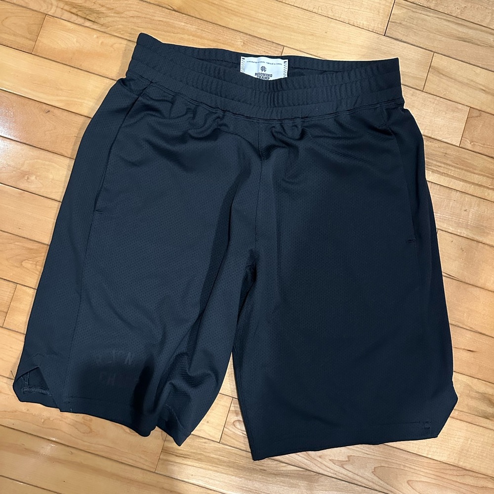 Tech Mesh Varsity Logo Basketball Short Small Reigning Champ